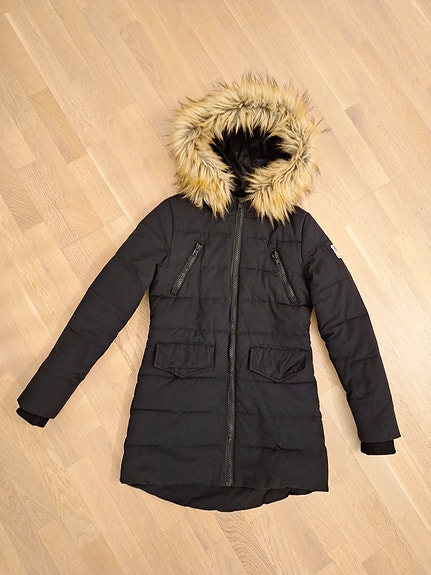 Svea toppatakki Joy Long Jacket Musta XS