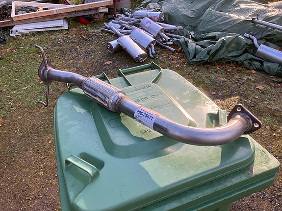 Mazda 626 GE 2.0 Etuputki 92-97