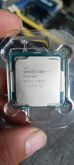 I7-8700k - korkattu