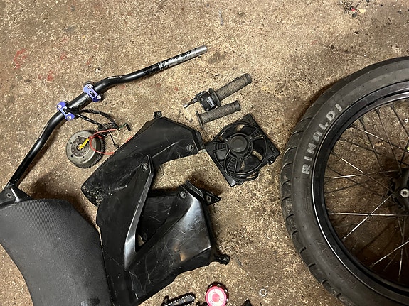 Product image 3 of 9