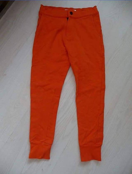 Uudenveroiset Gugguu oranssit collegehousut 128 cm