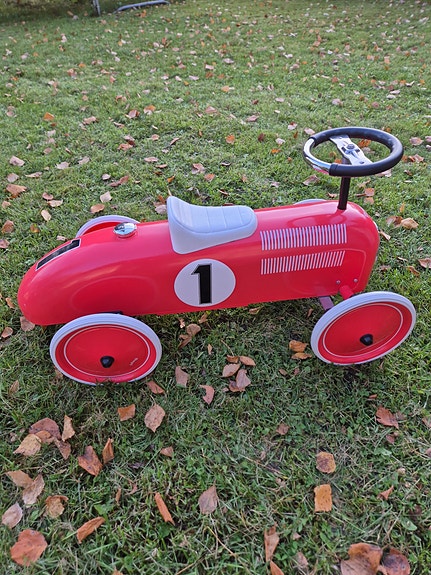 Magni potkuauto
