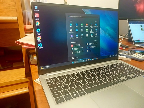 Samsung Laptop Intel® Core™ i5-1135G7