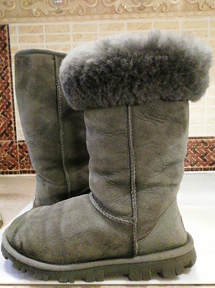Ugg