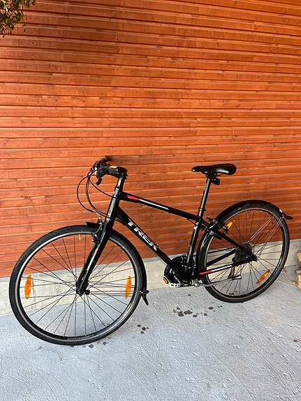 Trek hybrid FX3 pyörä