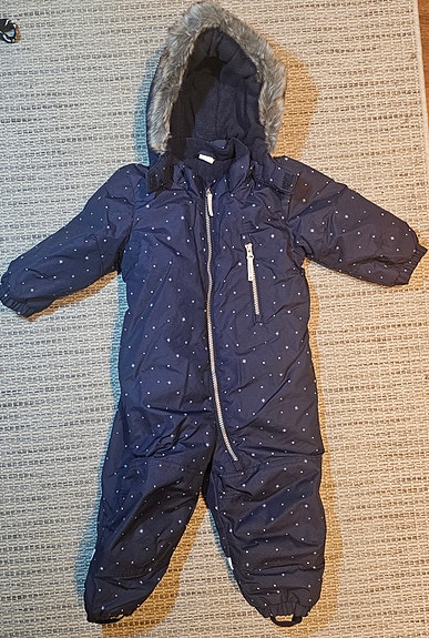 H&M toppahaalari koko 86 fleecevuorella