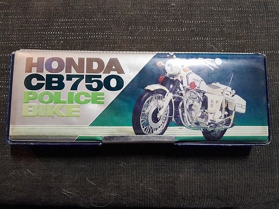Honda CB750 kynäkotelo