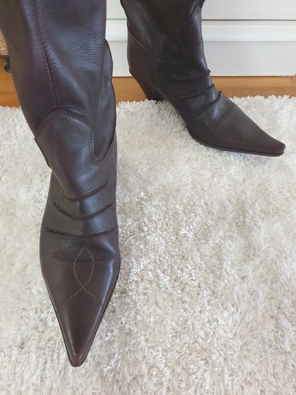 Bootsit naisten