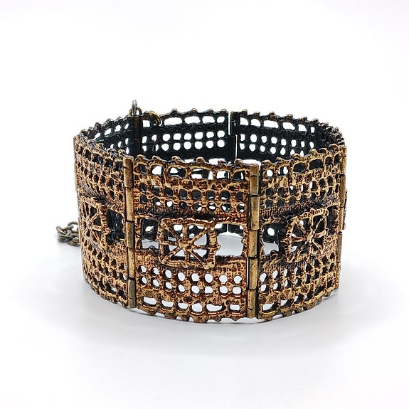 Rannekoru, design Pentti Sarpaneva