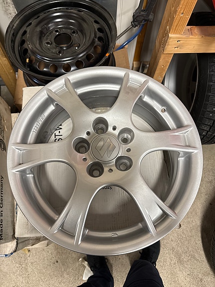 Suzuki Swift 16” aluvanteet