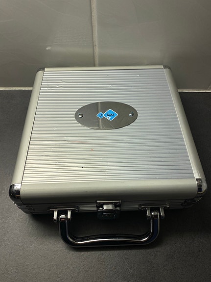 Product image 1 of 3