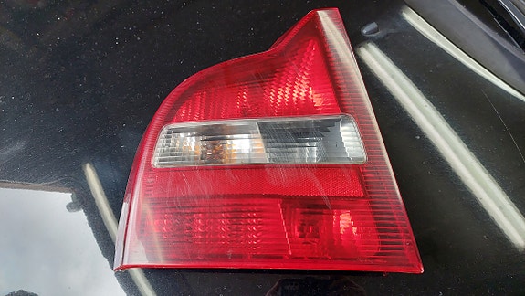 Volvo S80 vasen takavalo