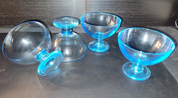 Iittala Kerttu Nurminen Jälkiruokamaljat ja Juomalasit