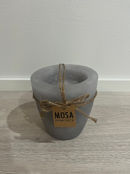 Iso kynttilä