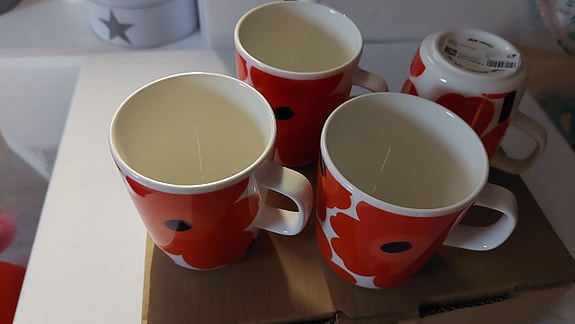 Marimekko unikko uudet punaiset klassikko mukit 4 kpl