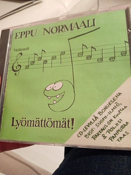 Eppu Normaali Lyömättömät