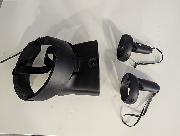 Oculus rift s lasit Myydään Tori