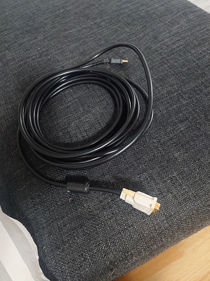 Hdmi to DVI kaapeli