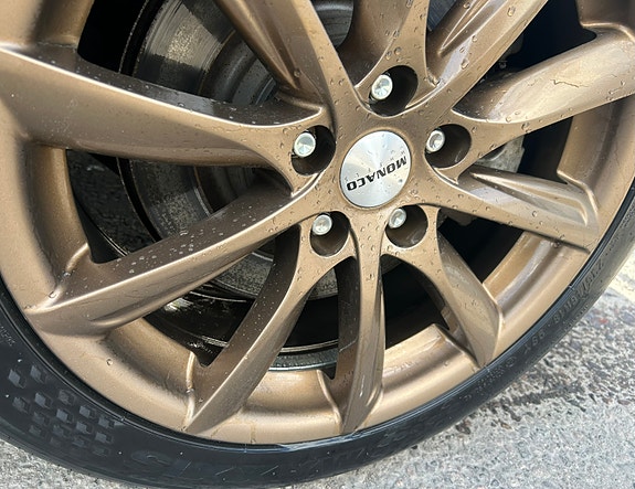 Tesla M3 vanteet 18"+TPMS+Mutterit. VAIHTO KITKOIHIN!