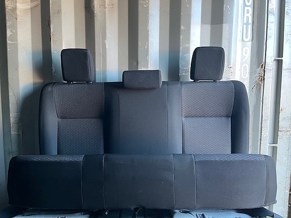 Toyota Hiluxin Takapenkki