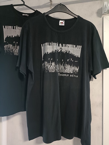 Lauri Tähkä ja Elonkerjuu paita koossa XL