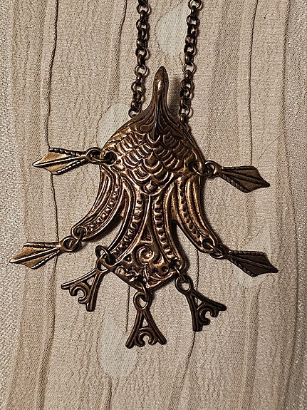 Uhtuan sotka, Kalevala Koru, pronssia