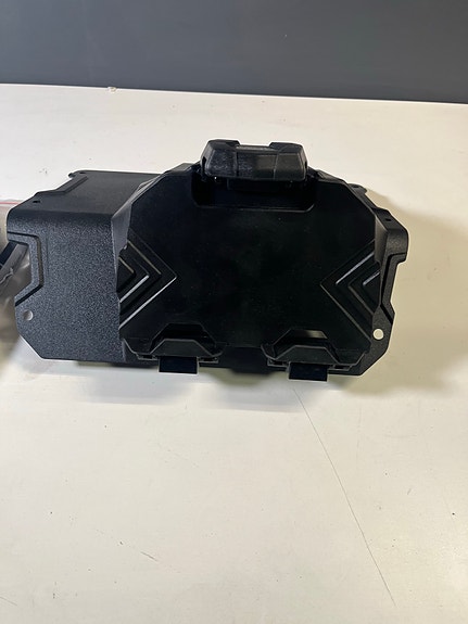 Product image 1 of 9