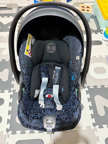 Product image 1 of 6