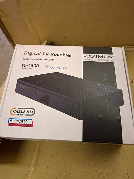 Maximum TC-4300 digiboksi kaapeli- ja antenni-TV:lle