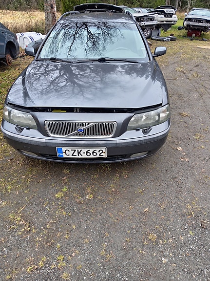 Volvo V70 Farmari Harmaa