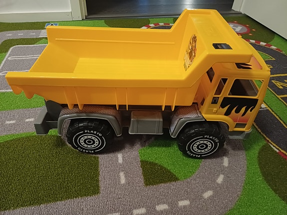 Plaston kuorma-auto