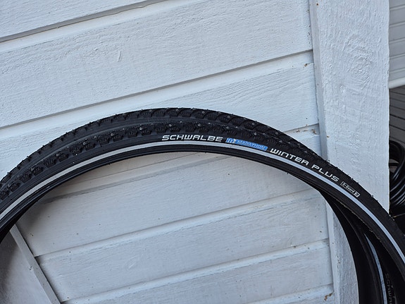 Schwalbe nastarenkaat 28 tuumaa 35-622