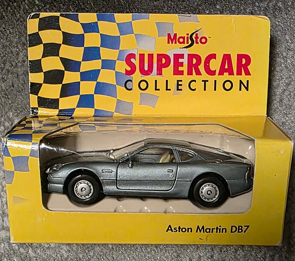 Aston Martin DB7 Supercar kokoelma 1:43 harmaa