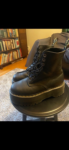 Dr Martens Pascal Max Platform nilkkurit