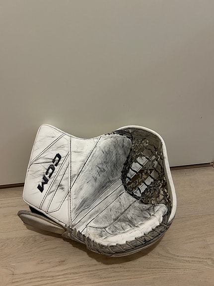 Ccm axis 2 pro räpylä ja axis 2 pro kilpi