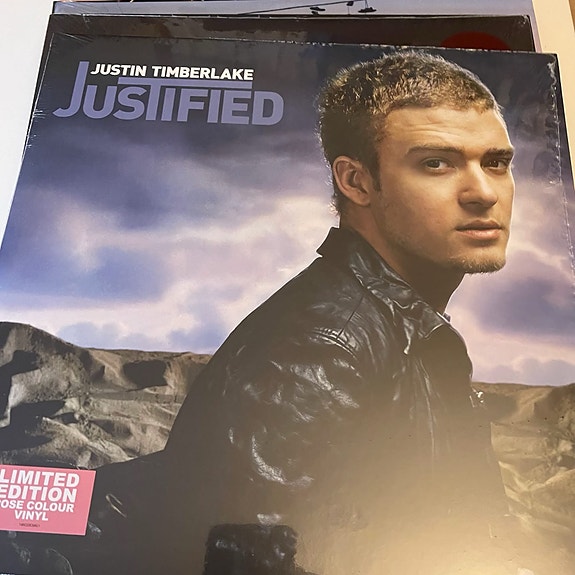 Justin Timberlake - Justified