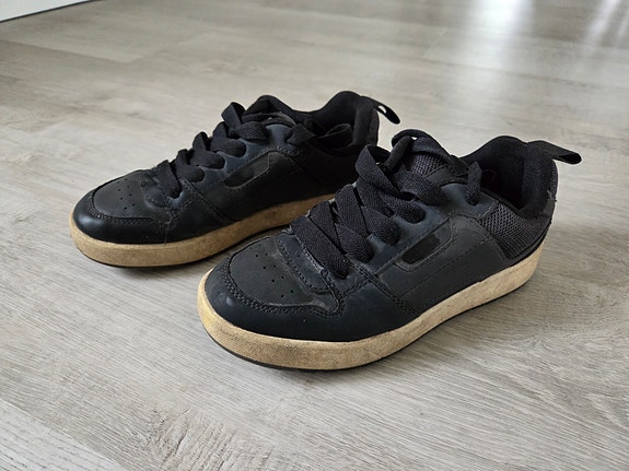 H&M Tennarit Pojat Koko 35