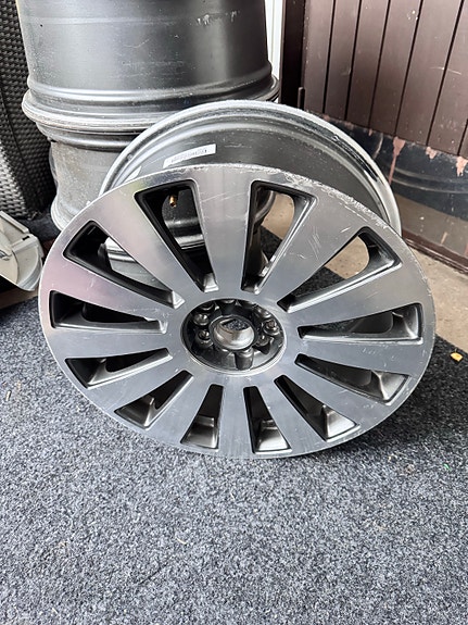 19 Aluvanteet Volkswagen