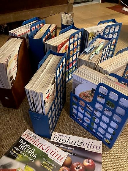 Myydään 10 vuosikertaa Glorian ruoka ja viini -lehtiä ja Aromi -lehteä