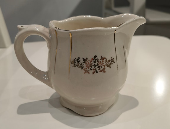 Arabia Irja kermakko