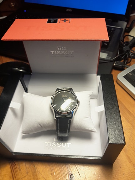 tissot visodate automaatti