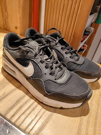 Nike Air Kengät Koko 38 Musta