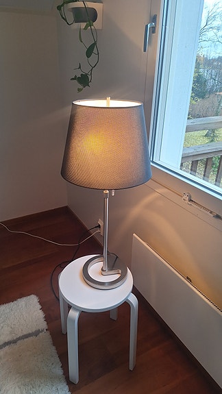 Ikea pöytävalaisin