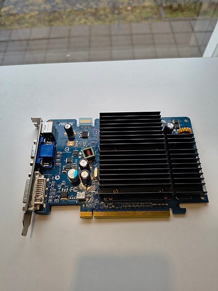 Asus EN8500GT Silent näytönohjain