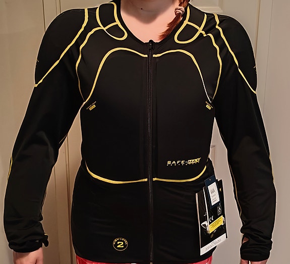 Product image 1 of 2