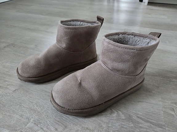 Beiget talvikengät koko 36