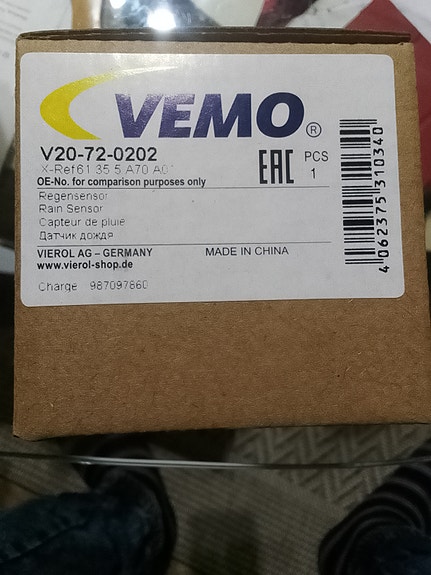Myydään uusi BMW Lasianturi VEMO V20-72-0202