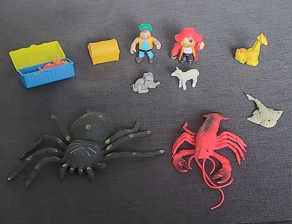 Retro Kinder figuureja  ja leluja
