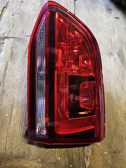 Volkswagen golf 7 VII sisempi Takavalo