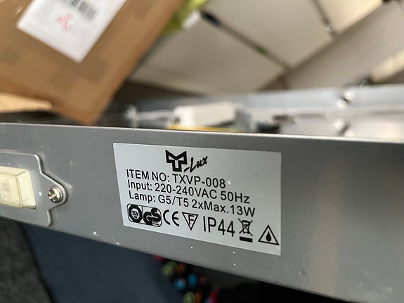 Product image 8 of 9